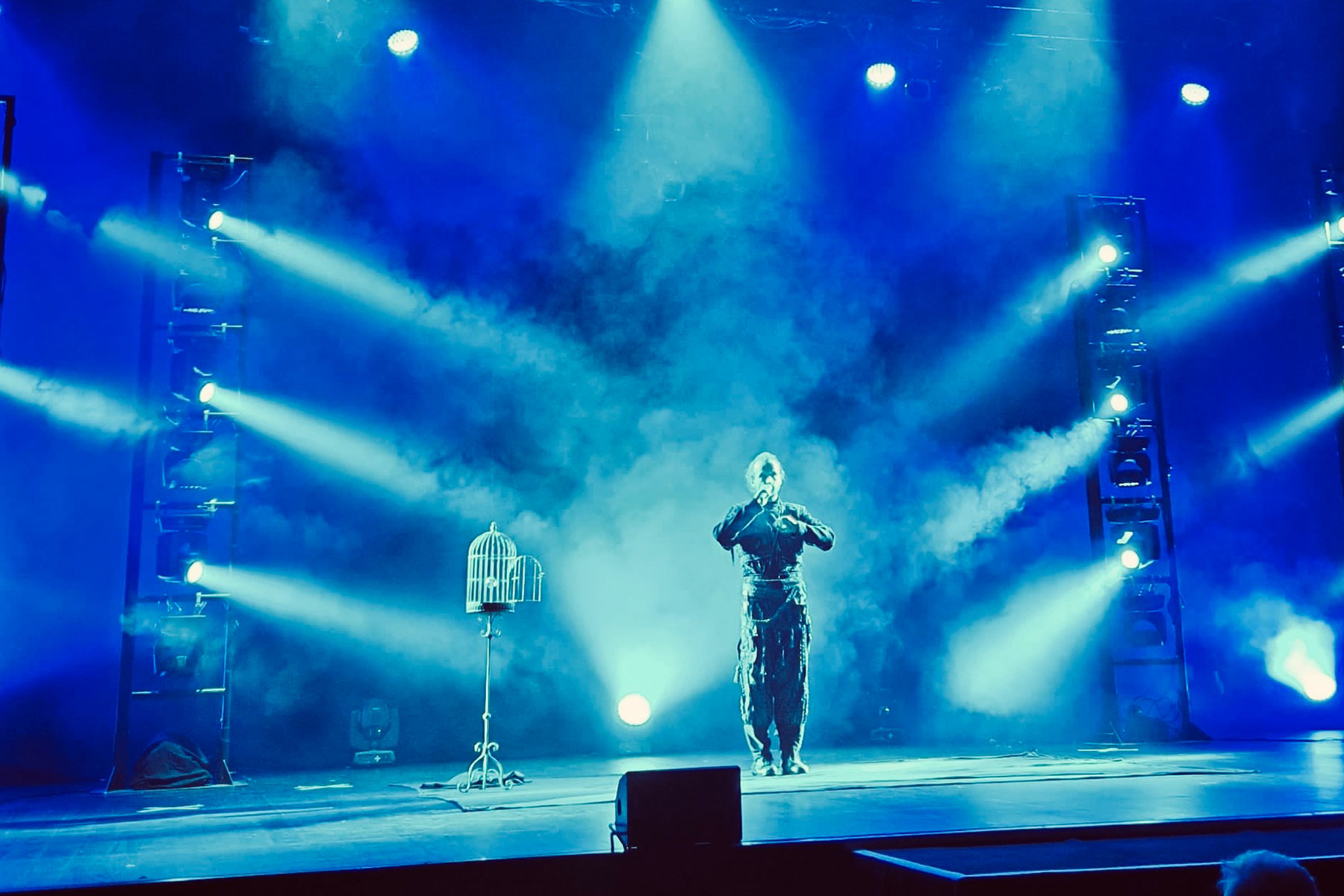 Lucas-Kaminski-Bubble-1